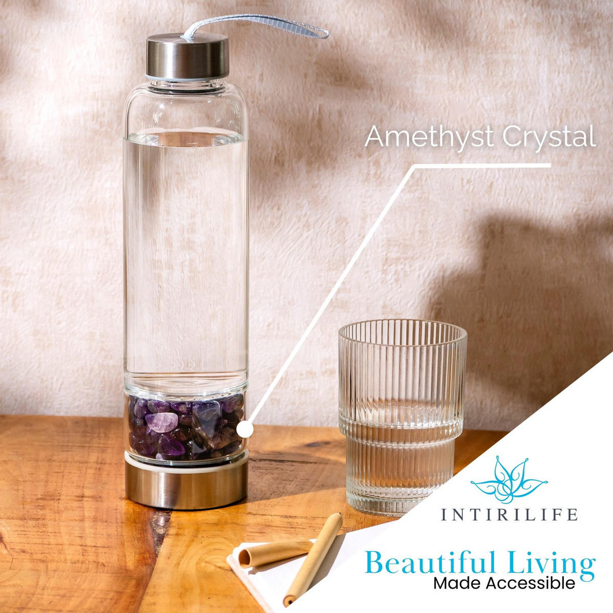 WASSERFLASCHE mit Heilsteinen und Tasche 400ml - Lila, Glas (0.4L) - Intirilife