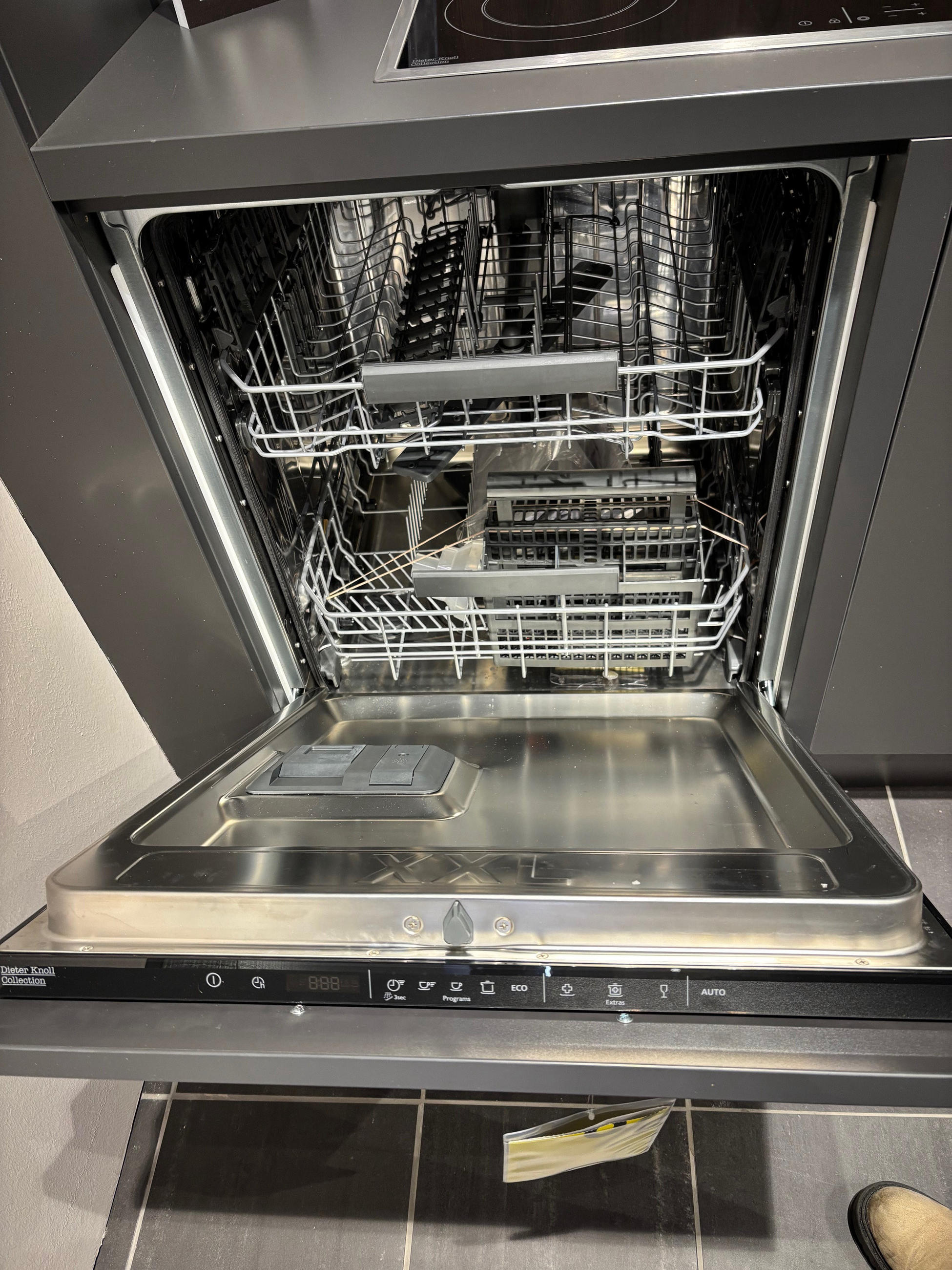 Geschirrspüler - Dieter Knoll