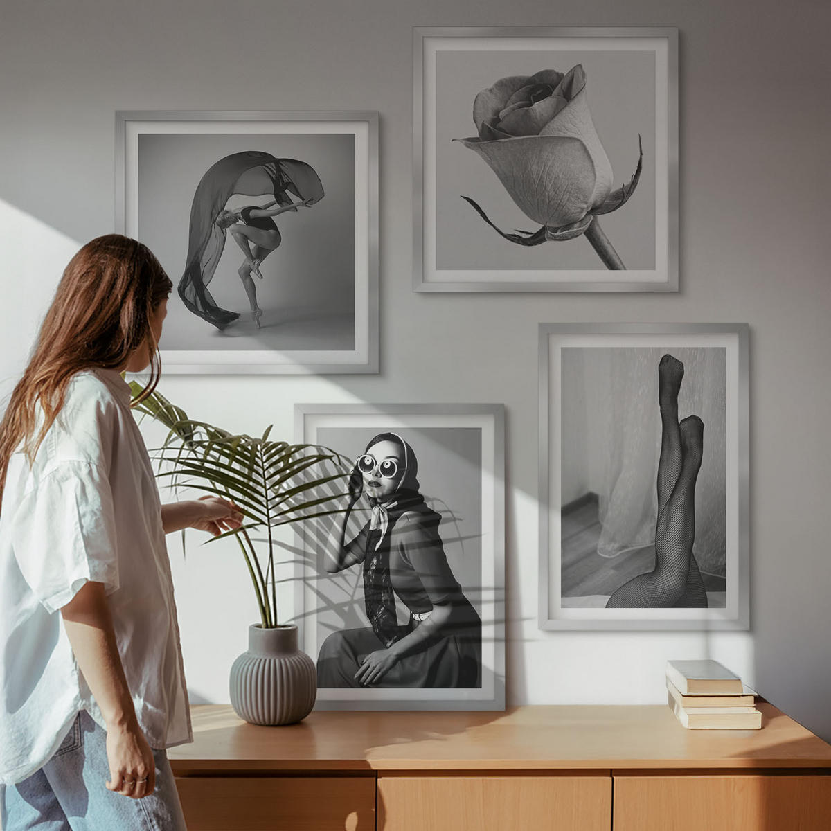 BILDER SET 4er Set - 50x50 cm & 40x60 cm Silberner Rahmen - Stilvolle Porträts eleganter Frauen - Silberfarben, Kunststoff (50/50cm) - TULUP