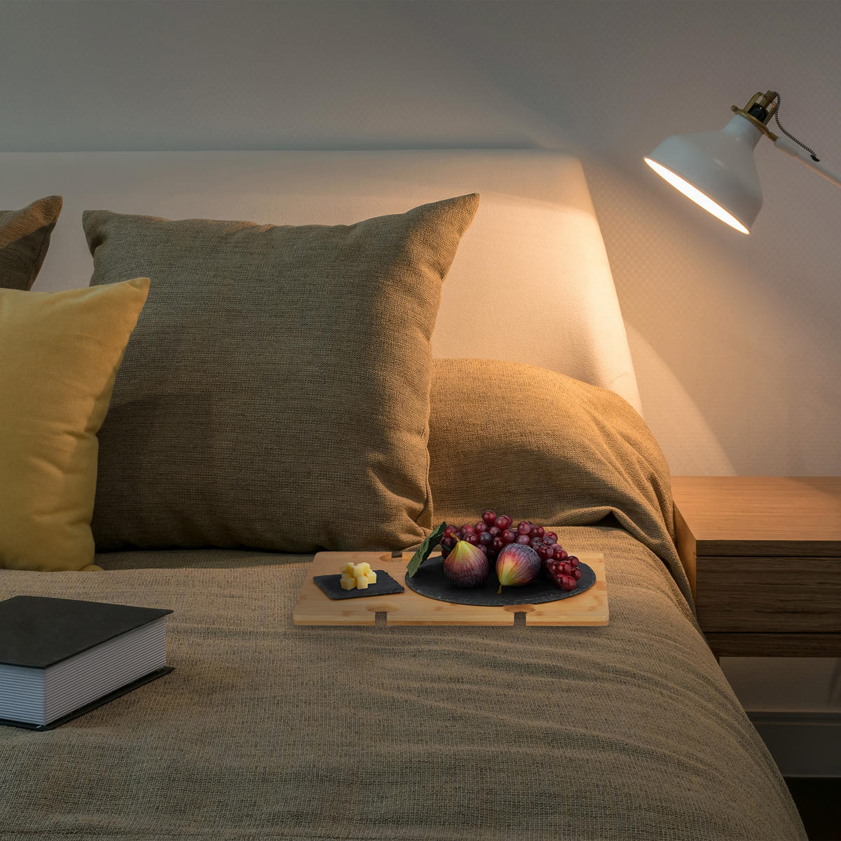 PICKNICK-WEINTISCH - Hellbraun, Holz (30/40/20cm) - Relaxdays