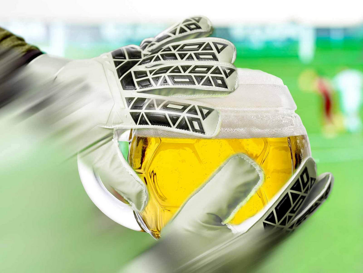 BIERKRÜGE Fußball transparent 400 ml 6er Set - Transparent, Glas (0.4L) - Stölzle Lausitz