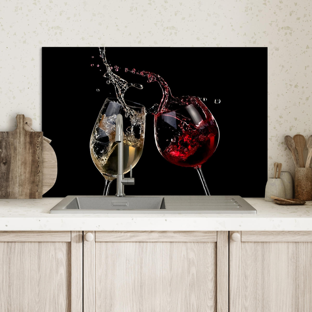 SPRITZSCHUTZ KÜCHE Rotwein - Weißwein - Glas - Schwarz 70x50 cm - Weinrot, Metall (70/0.3/50cm) - MuchoWow