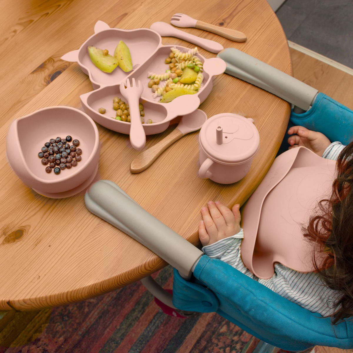 BABY KINDER GESCHIRR SET (8-tlg.) - Rosa, Kunststoff (19/4/24cm) - Intirilife