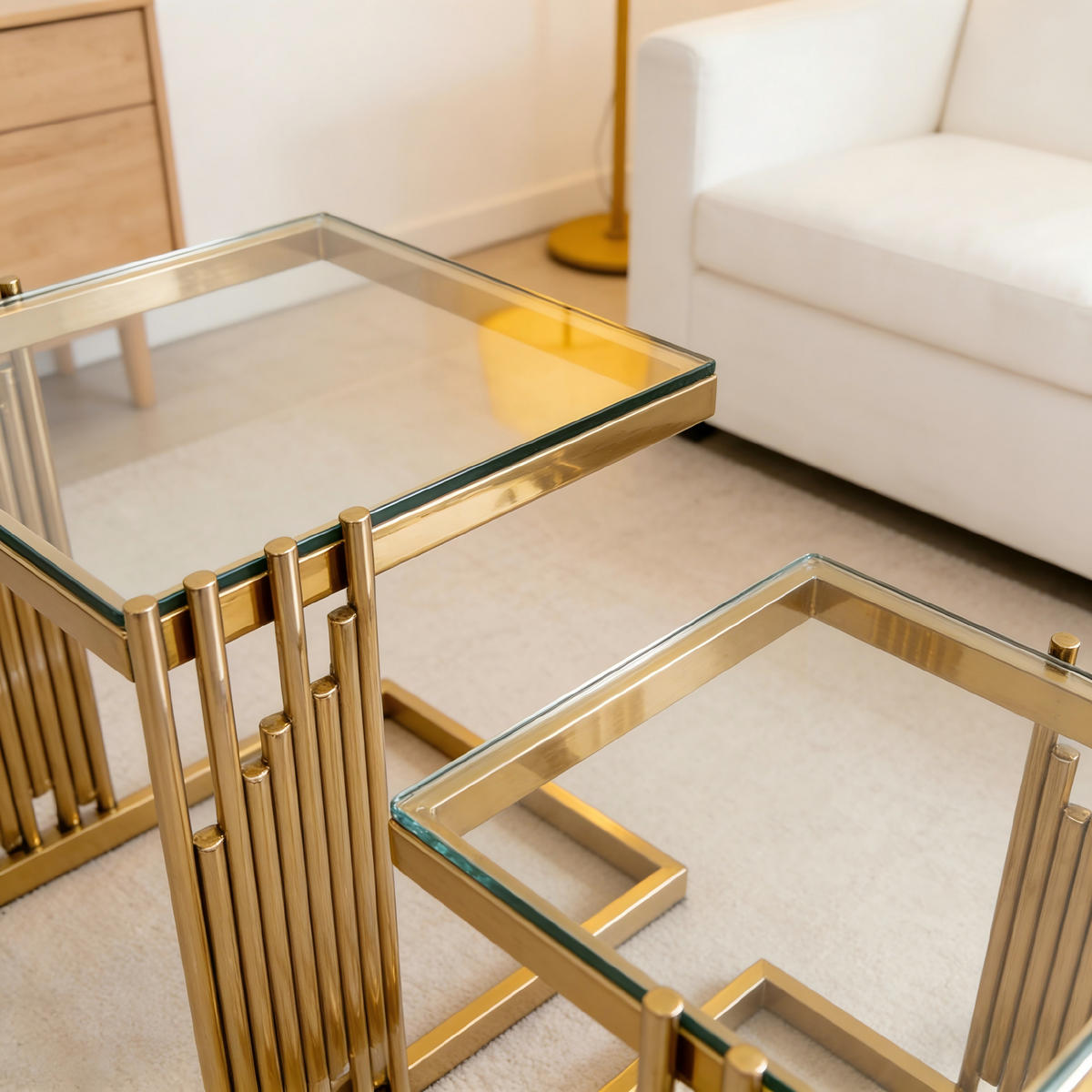 COUCHTISCH in Schwarz Wohnzimmer mit Glastischplatte für Wohnzimmer / Zuhause / Büro - Goldfarben, Glas/Holzwerkstoff (41/41/46cm) - STILVORA