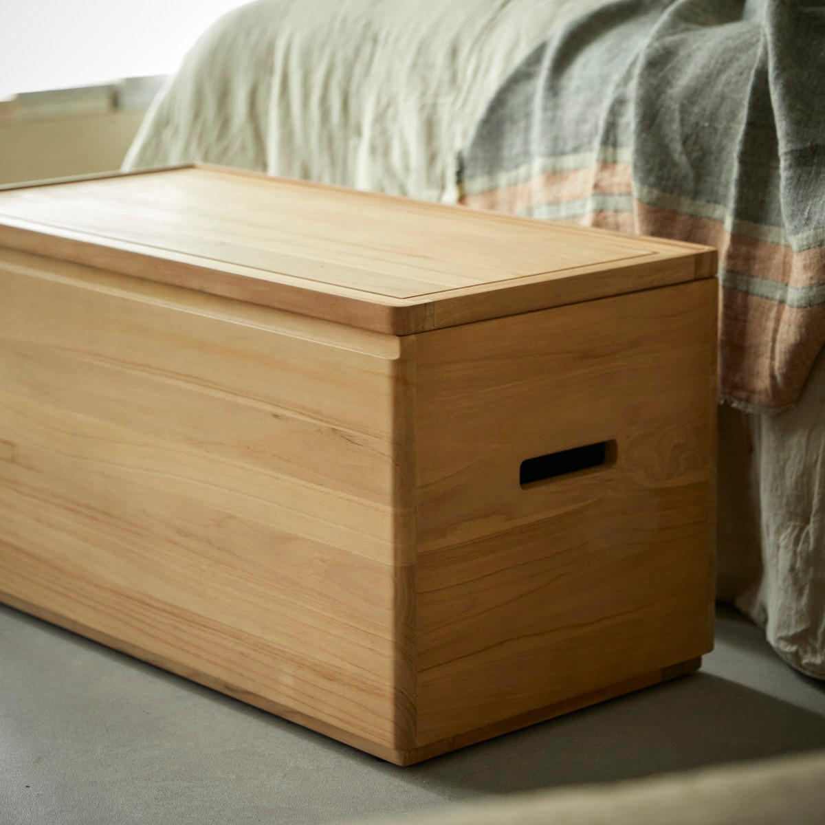 TRUHE Nino Natur aus Teak - Naturfarben, Holz (80/40/40cm) - Tikamoon