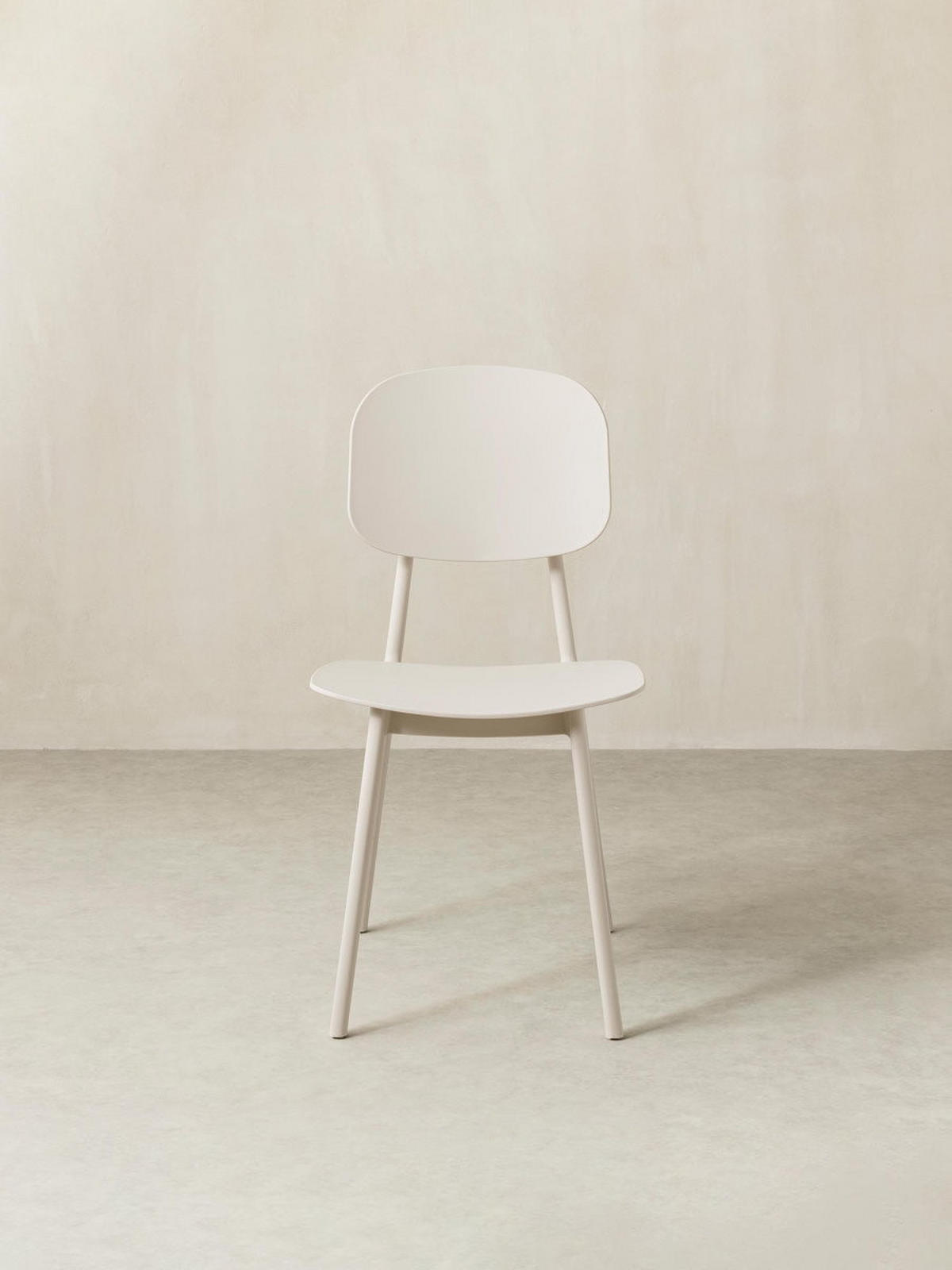 STUHL Helm Beige 43 cm x 82.5 cm - Beige, Kunststoff (43/82/51cm) - Kenay Home