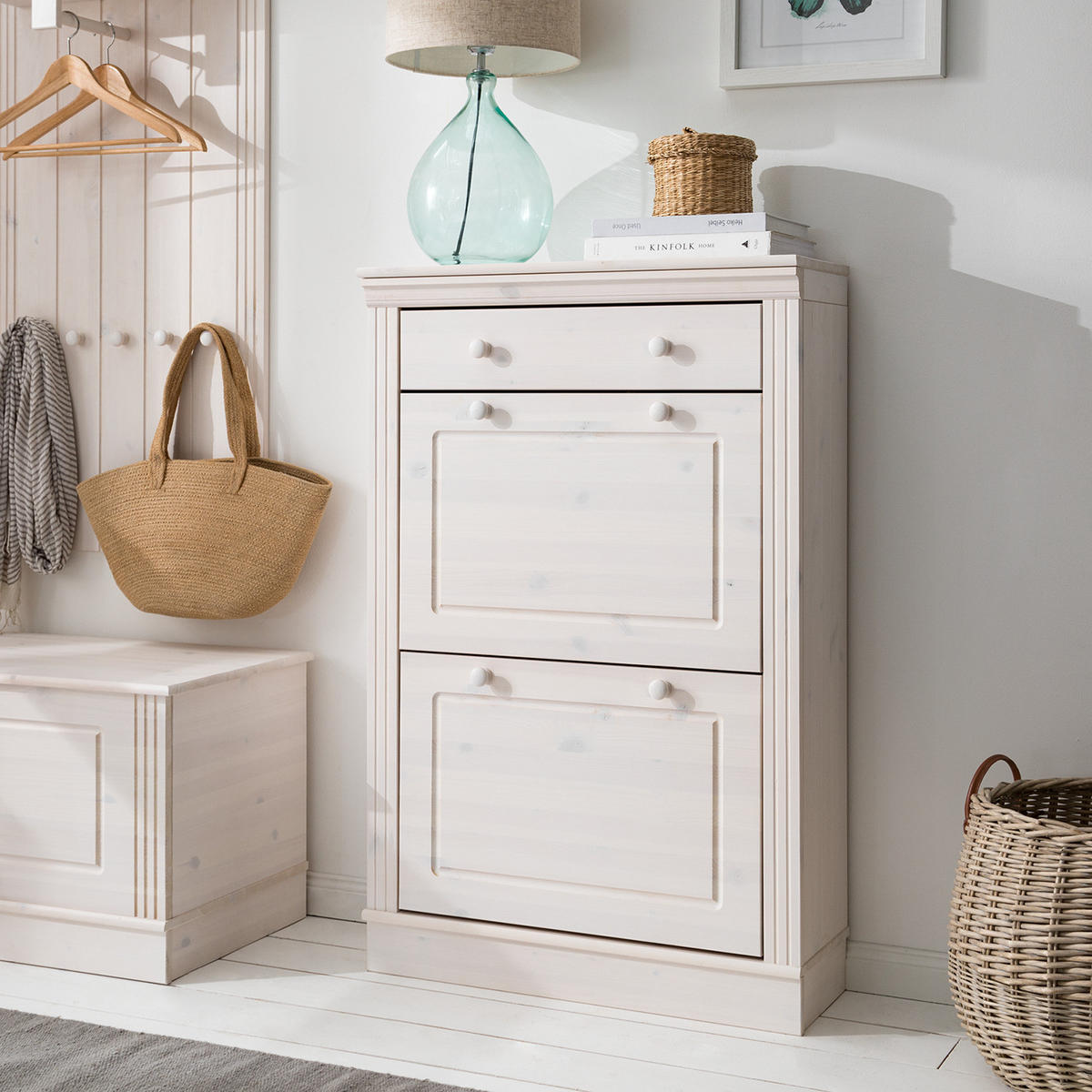 SCHUHKIPPER mit 2 Klappen - Kieferfarben, Holz (70/108/27cm) - home24