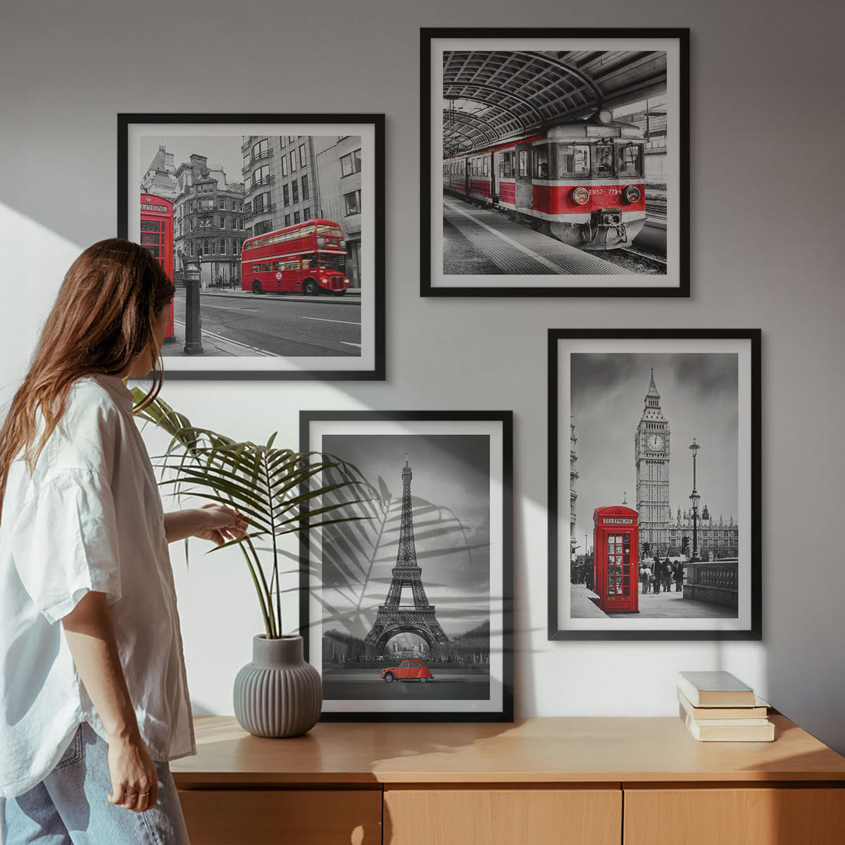 WANDBILDER 4er-Set - 50x50 cm & 40x60 cm Schwarzer Rahmen - Rote Busse in der Stadt - Schwarz, Kunststoff (50/50cm) - ArtPrintCave