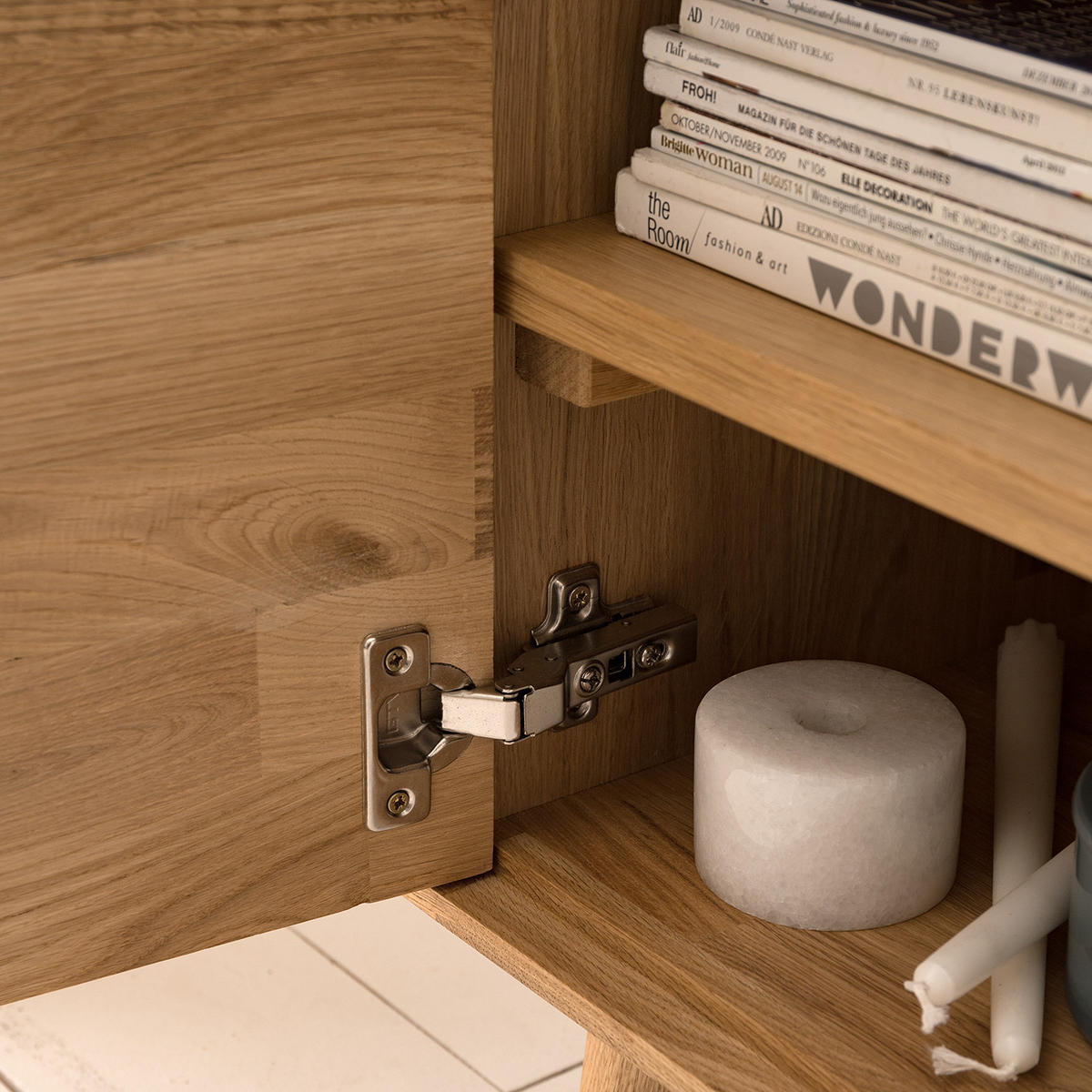 TV-LOWBOARD - Eiche massiv - Eiche - Eichefarben/Braun, Holz (180/54/39cm) - home24