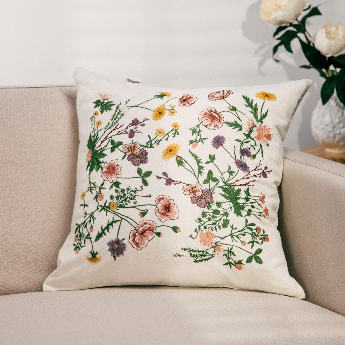KOPFKISSENBEZUG Meadow Flowers 45/45 cm - Weiß, Textil (45/45cm) - Homla