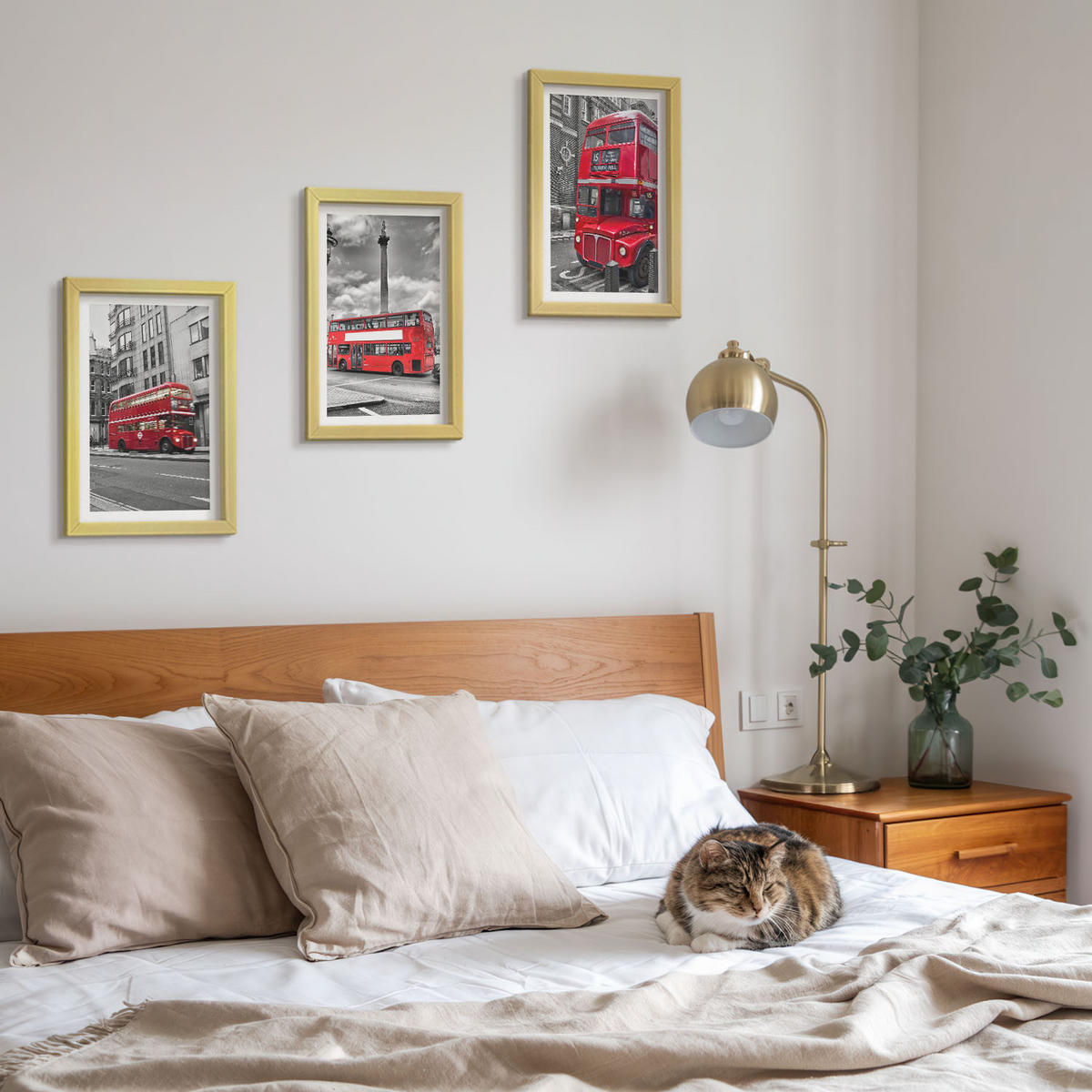 BILDER SET 3er Set - 20x30 cm Goldrahmen - Rote Busse in London - Goldfarben, Kunststoff (20/30cm) - TULUP