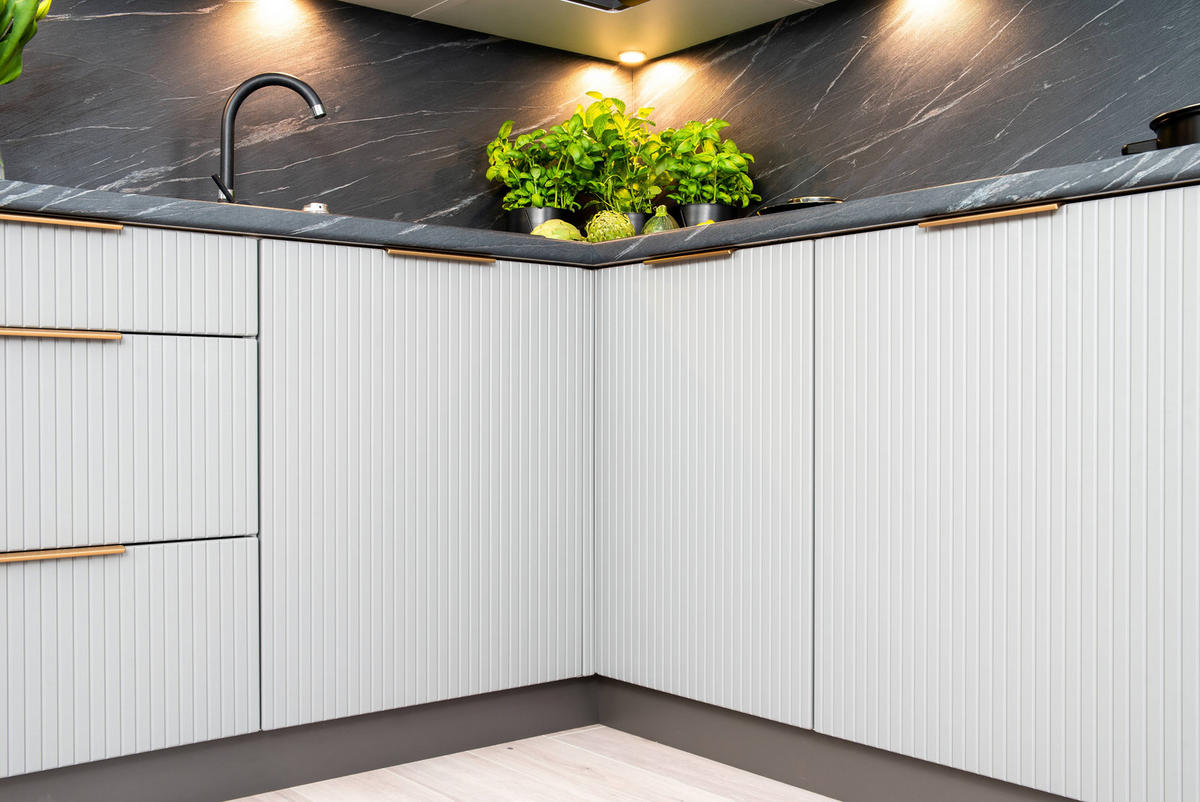 ECKKÜCHE 190 x 180 cm - MAX & KATE KS6-G350 - in Grau/Anthrazit - Anthrazit/Goldfarben, Holz/Holzwerkstoff (190/213.3/180cm) - Royal24_Markt