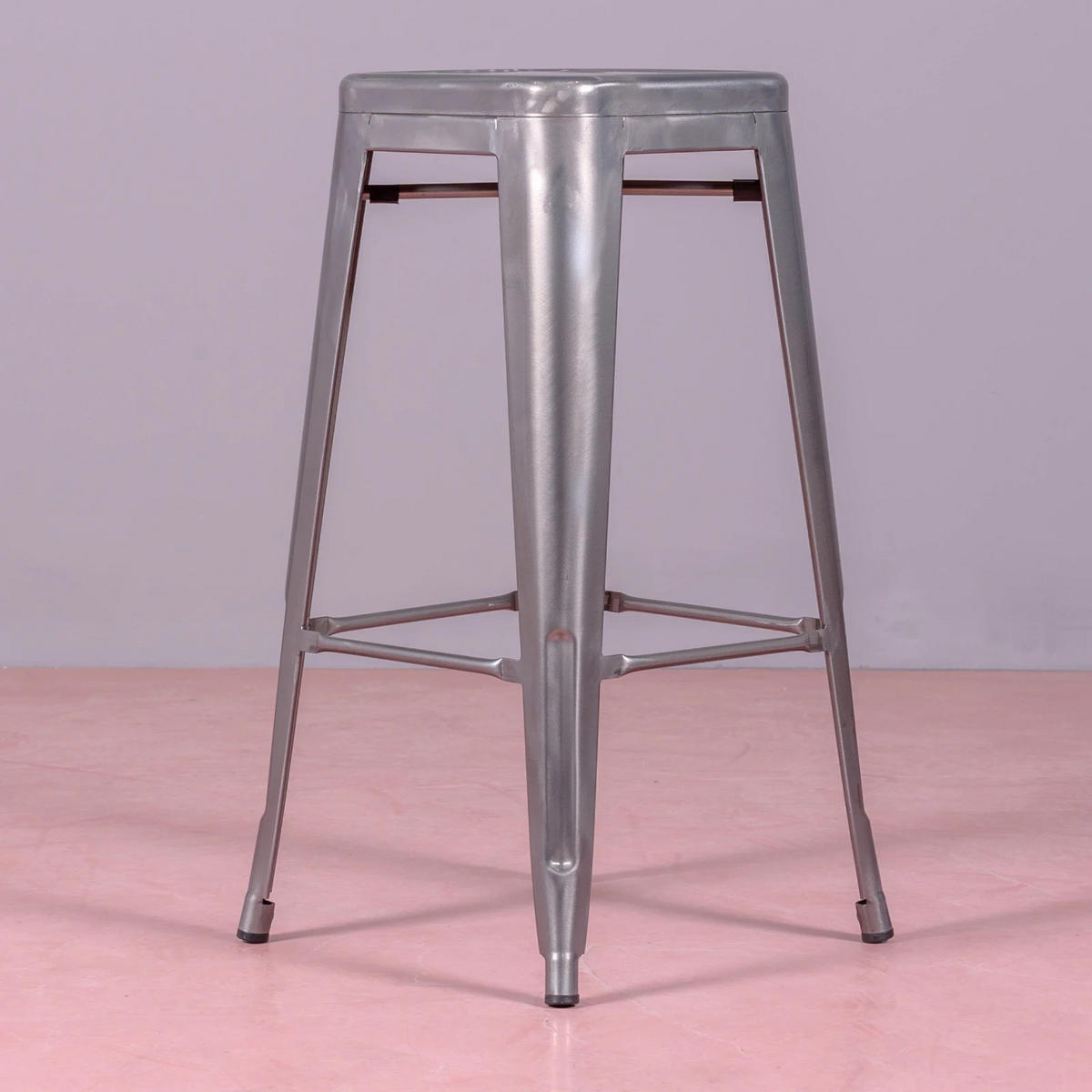 HOCKER Metall Alufarben - Alufarben, Metall (43/78/43cm) - Nest Dream