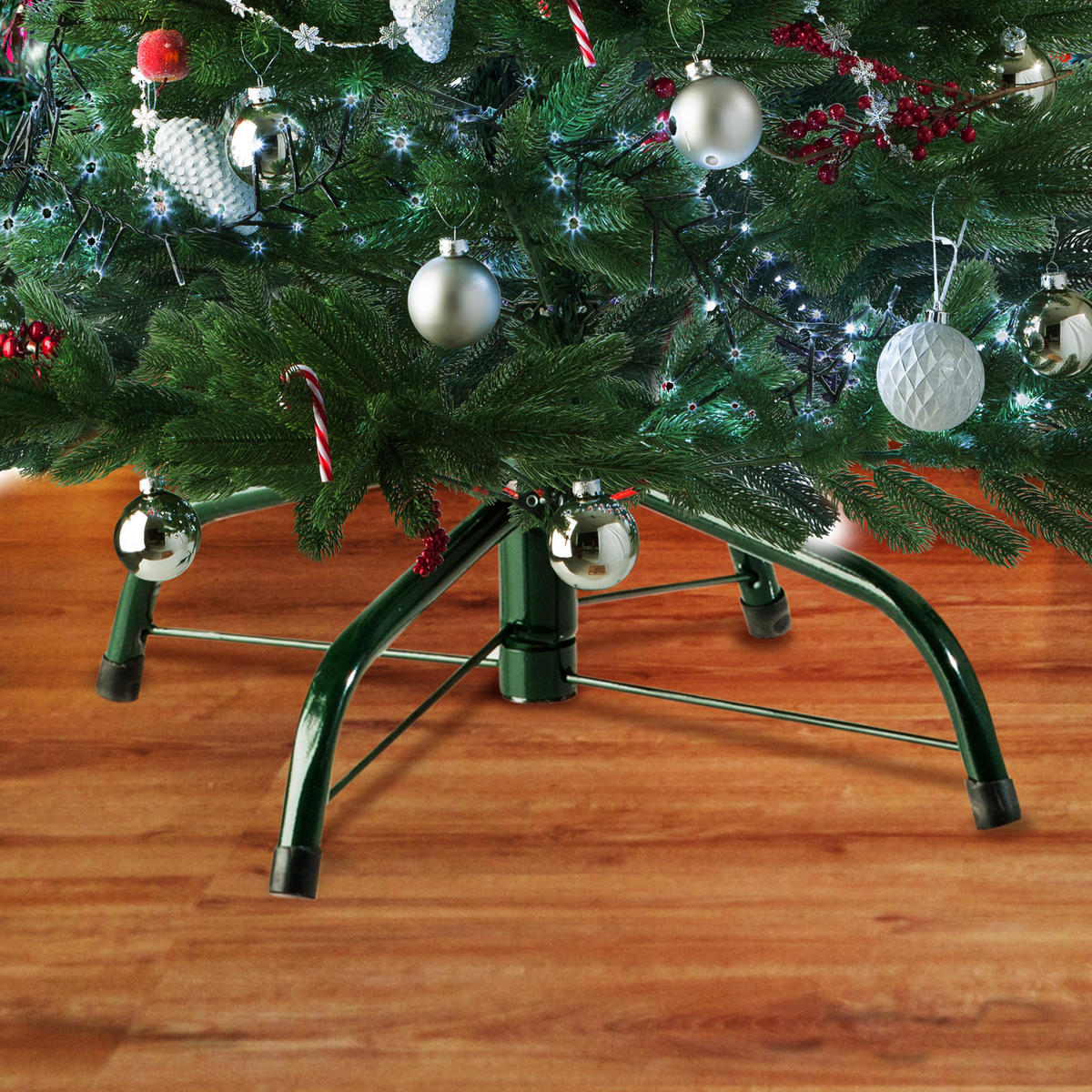 WEIHNACHTSBAUM ,inklusive Metallständer mit Kunststoffkappen,grün - Grün, Kunststoff (140cm) - tectake