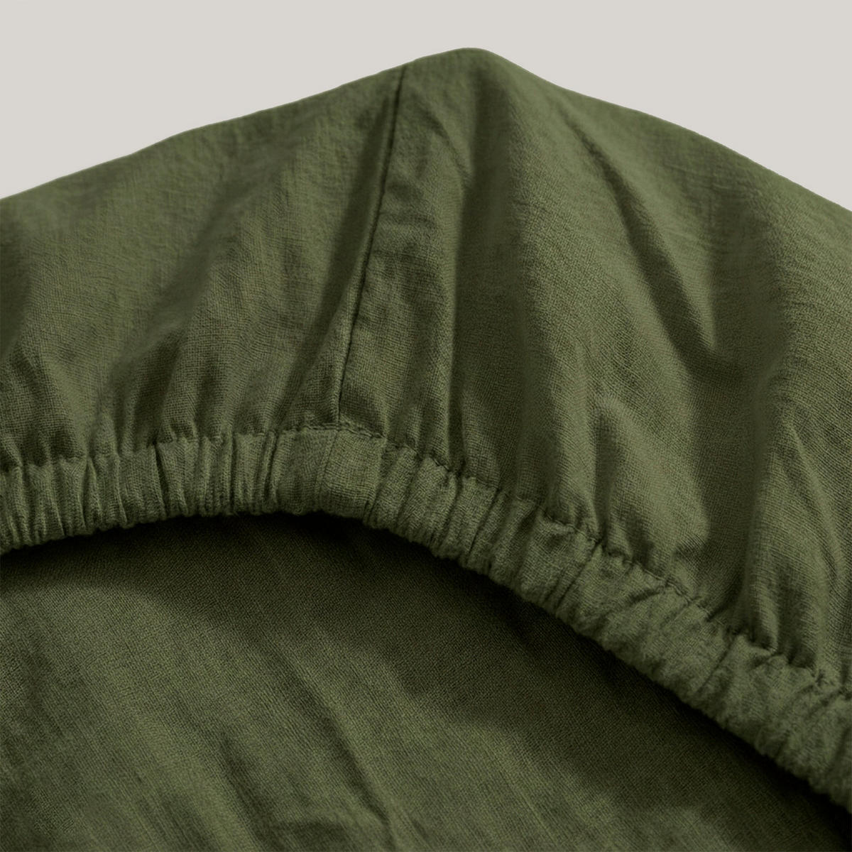 SPANNBETTLAKEN Basic Olivgrün 140x200x32 cm (Bett 135/140) - Olivgrün, Textil (140/200cm) - Happy Friday