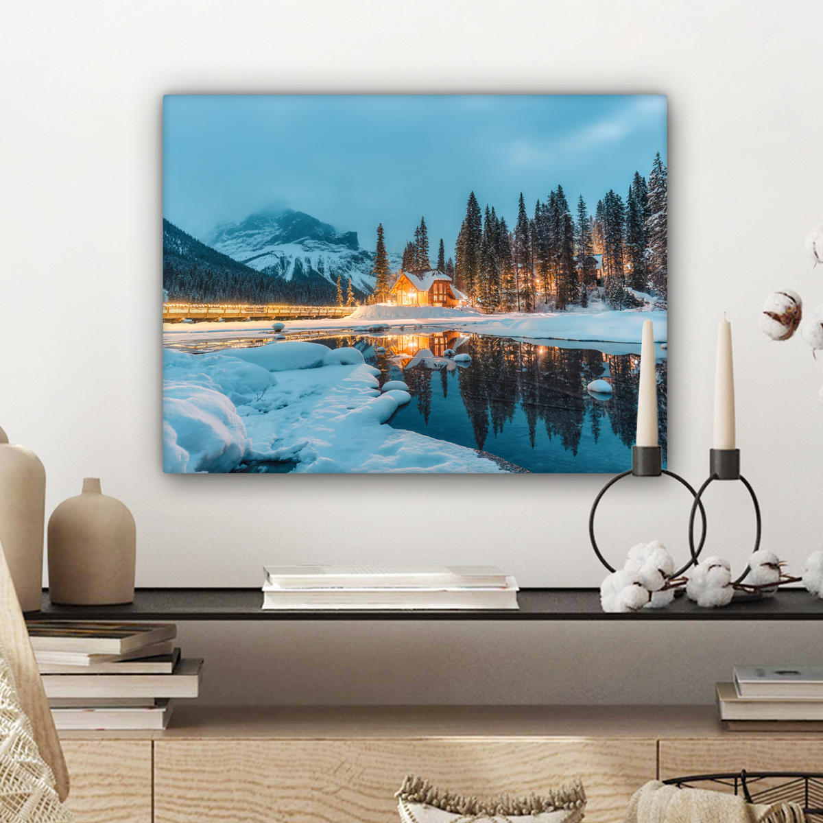 LEINWANDBILD Winterlandschaft - Natur - Haus - Berge - Schnee Wandbild 40x30 cm - Hellblau, Textil (40/30cm) - MuchoWow