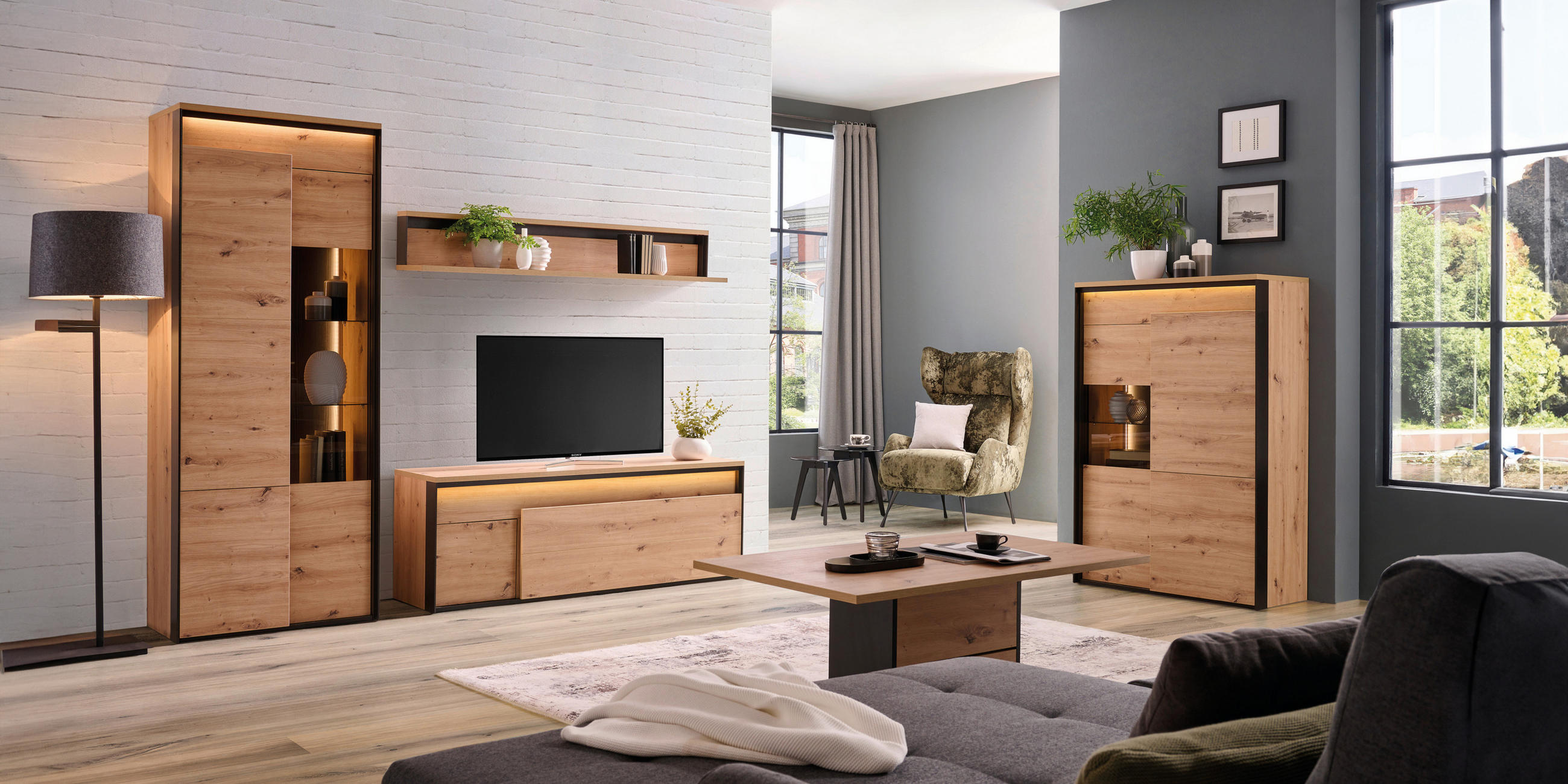 Hom`in online shoppen