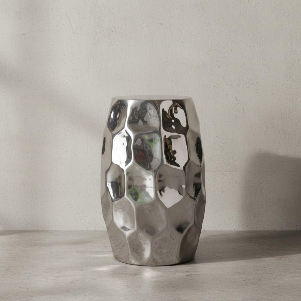 BEISTELLTISCH Aluminium Hammerschlag Pflegeleicht ENNS, Silber 30x30x47 cm - Silberfarben, Metall (30/30/47cm) - KADIMA DESIGN