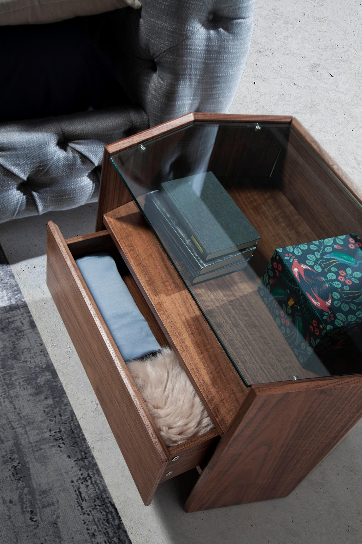 NACHTSCHRANK Nachttisch Nussbaum mit Platte aus gehärtetem Glas 65/45/50 cm - Nussbaumfarben, Glas/Holz (65/50/45cm) - ANGEL CERDA