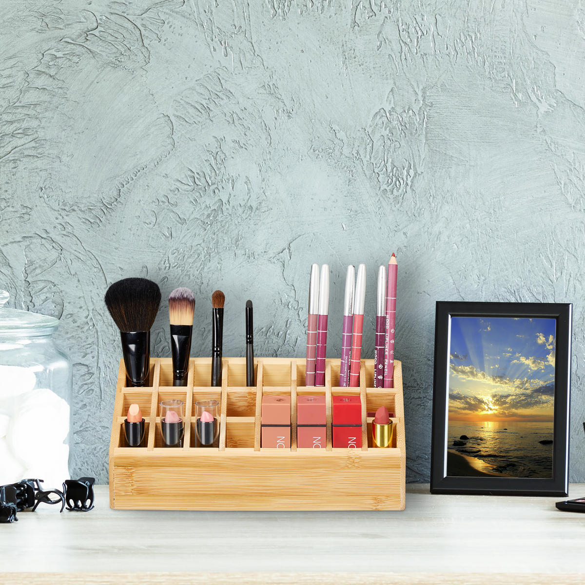 LIPPENSTIFTHALTER - Hellbraun, Holz (23/10/9cm) - Relaxdays