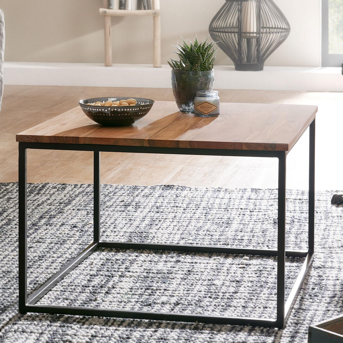 COUCHTISCH Industrial, Akazienholz mit Eisengestell, handgefertigt, robust und stabil - Beige/Schwarz, Holz/Metall (60/60/41cm) - KADIMA DESIGN