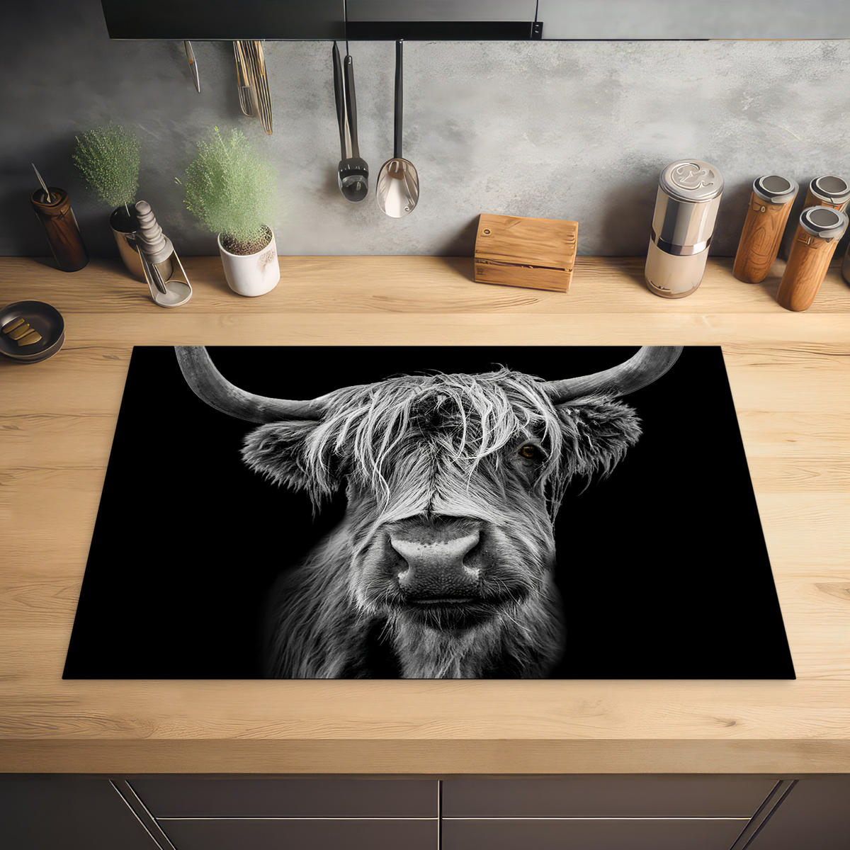 HERDABDECKPLATTE Schottischer Highlander - Hörner - Schwarz - Weiß - Kuh - Wild - Tiere Induktionsschutz 81.6x52.7 cm - Schwarz, Kunststoff (81.6/52.7/0.2cm) - MuchoWow
