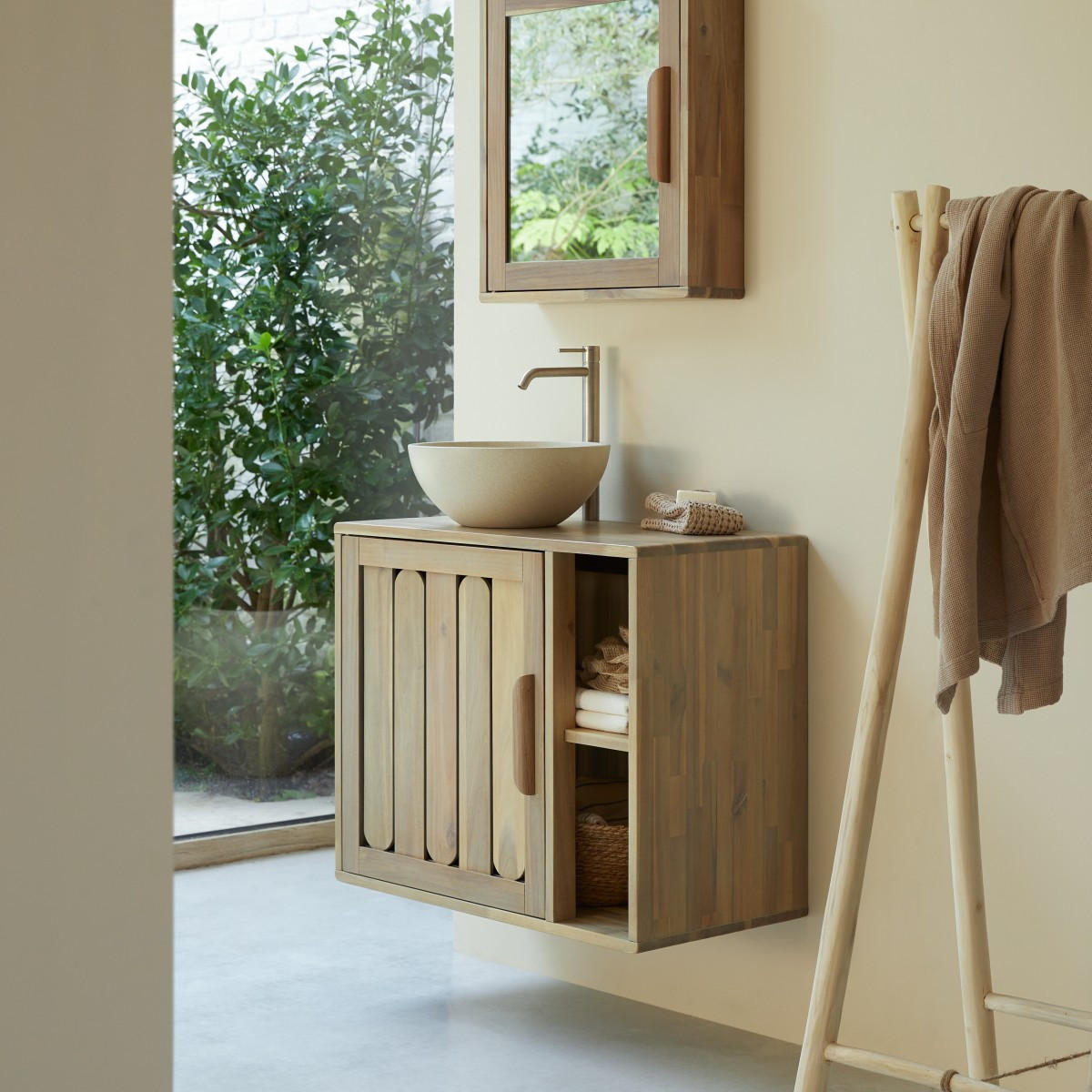 BADEZIMMERMÖBEL Lila Natur aus Akazie - Naturfarben, Holz (80/65/40cm) - Tikamoon
