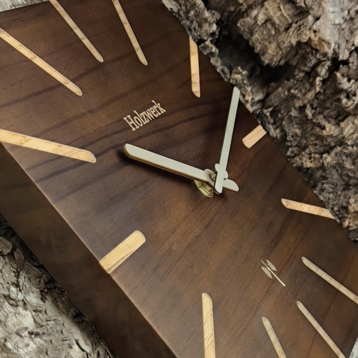 WANDUHR Holz Designer eckige HERZBERG (FUNK) Loft Wand Uhr, braun - Dunkelbraun, Holz/Metall (25/25/2cm) - Holzwerk
