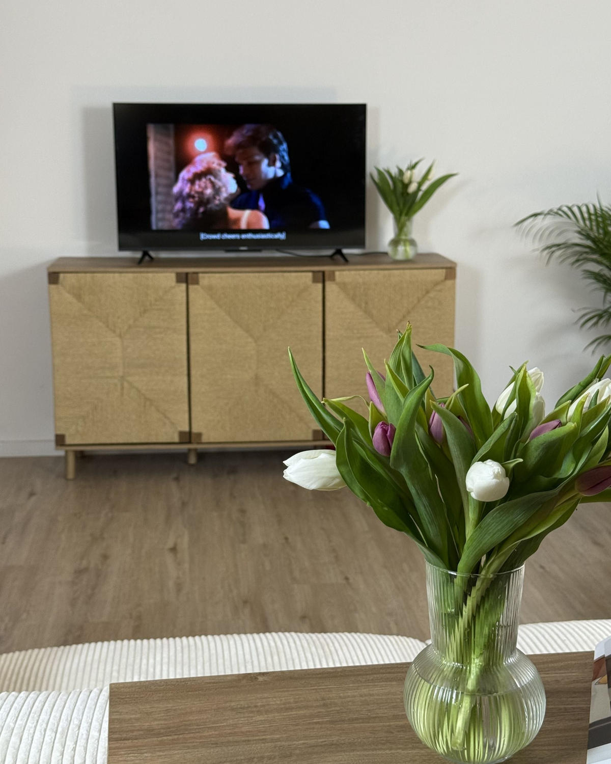 SIDEBOARD mit 3 Türen Hellbraun Bondi - Hellbraun/Braun, Holz/Holzwerkstoff (153/81/40cm) - Beliani