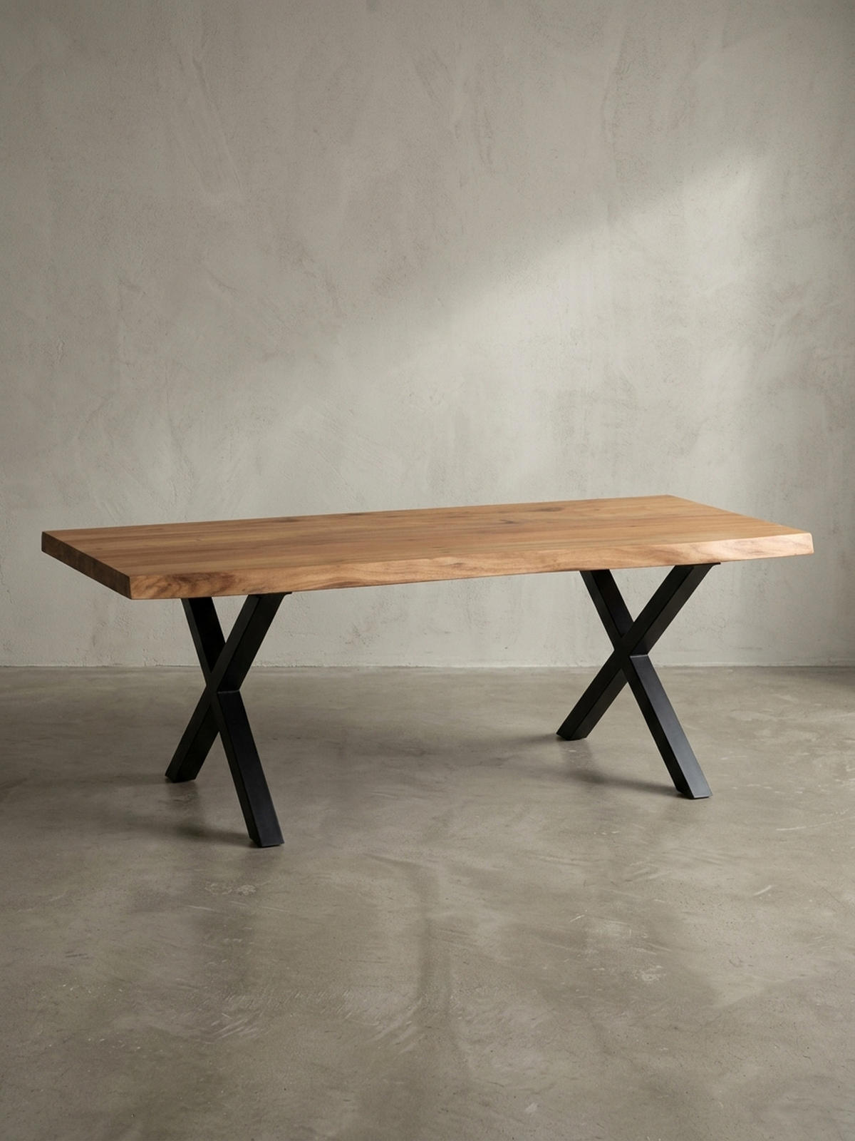 COUCHTISCH Braun Massivholz Akazie Baumkante 120x60x46cm, Metallbeine X-Form - Schwarz/Akaziefarben, Holz/Metall (60/120/46cm) - KADIMA DESIGN