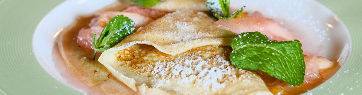 XXXLecker-Crepes-Rhabarberkompott