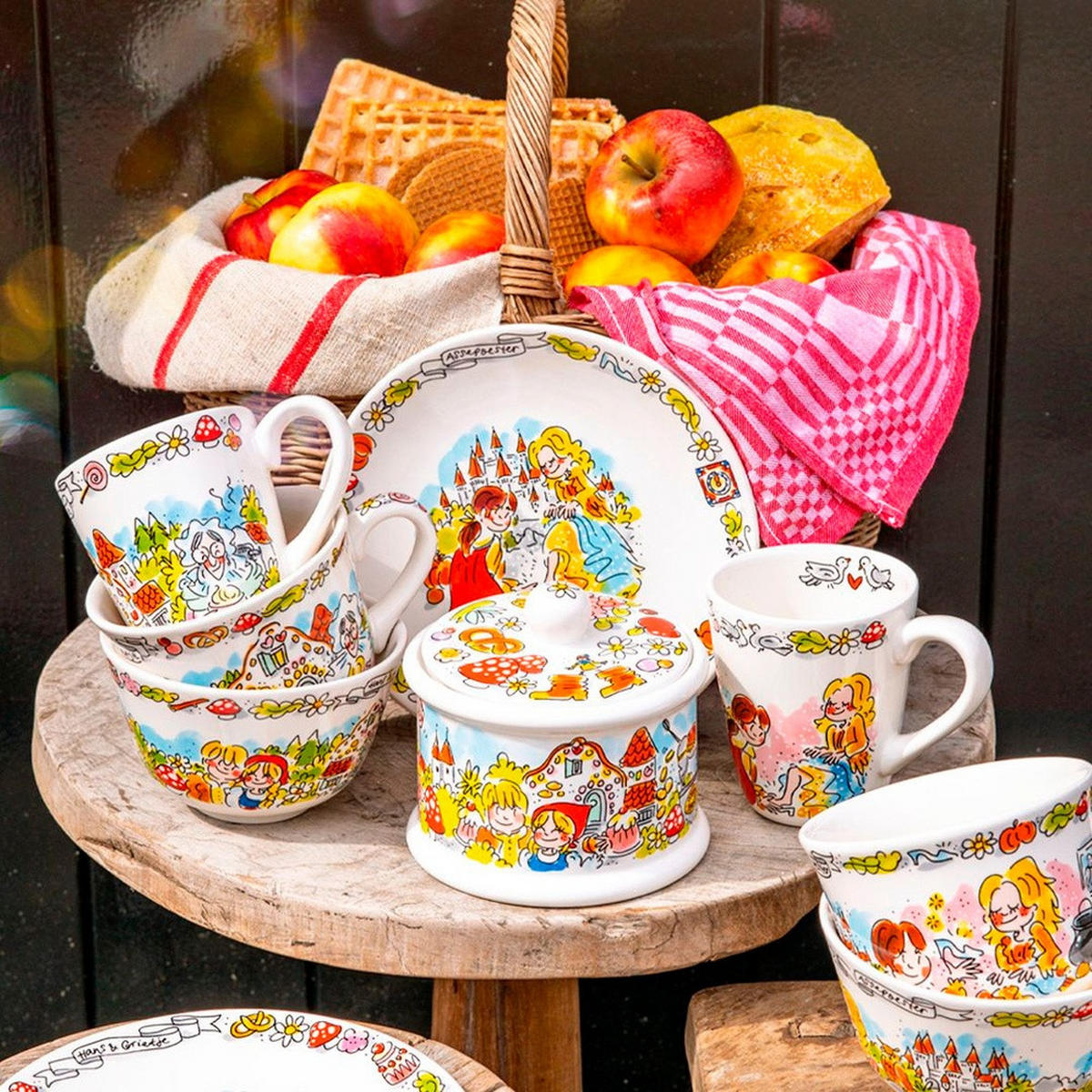 SUPPENSCHALE Aschenputtel in Bunt - 14cm - Multicolor, Keramik (12.7/16.2/9.7cm) - Blond Amsterdam