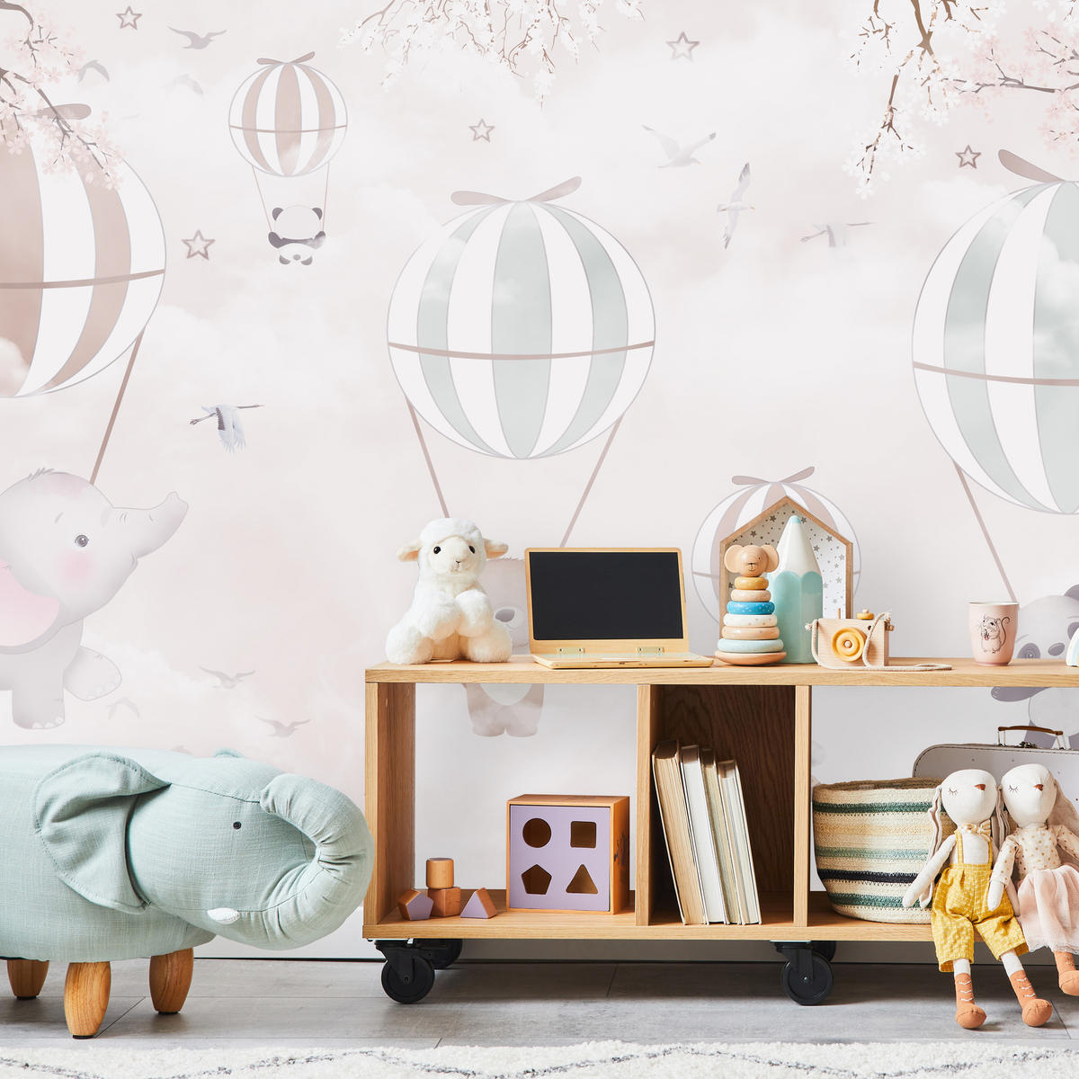 FOTOTAPETE für Kinderzimmer Tiere Himmel Elefant Giraffe Panda Vögel Ballons 500x350 - Multicolor, Papier (500/350cm) - Muralo