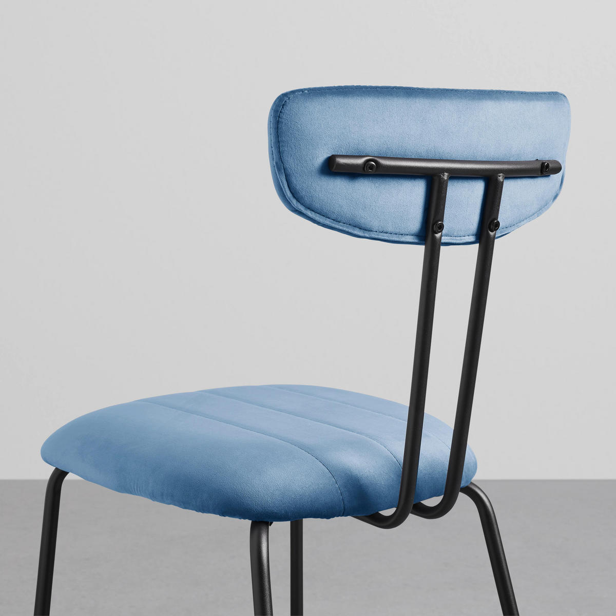 STUHL Tylor Blau Samt Gepolstert - Blau, Holz (45/85/58cm) - Bessagi Home