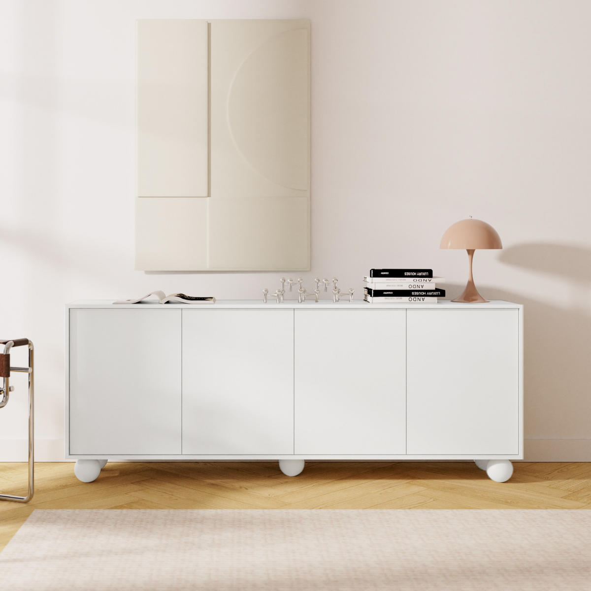 KOMODA Adel se 4 dvířky a kulatými nožkami, 204 cm, bezúchytková, bílá - bílá, kompozitní dřevo (204/81/38cm) - Beautysofa