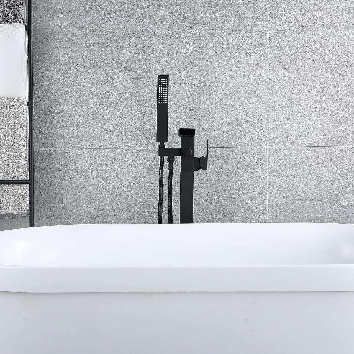 BADEWANNENARMATUR freistehend mit Wasserfallauslauf und Handbrause, schwarzer Griff, Innenanschluss - Schwarz, Metall (15/105/25cm) - TVTIUO
