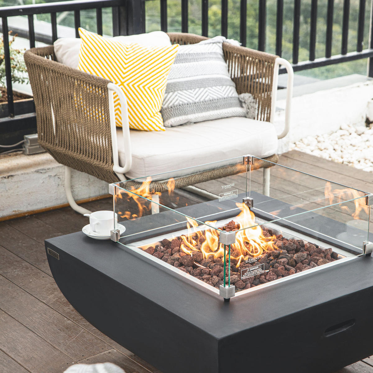 FEUERTISCH Aurora Gasfeuerstelle aus GF-Beton 87/87/36 cm - Schwarz, Naturmaterialien (86/36/86cm) - Elementi