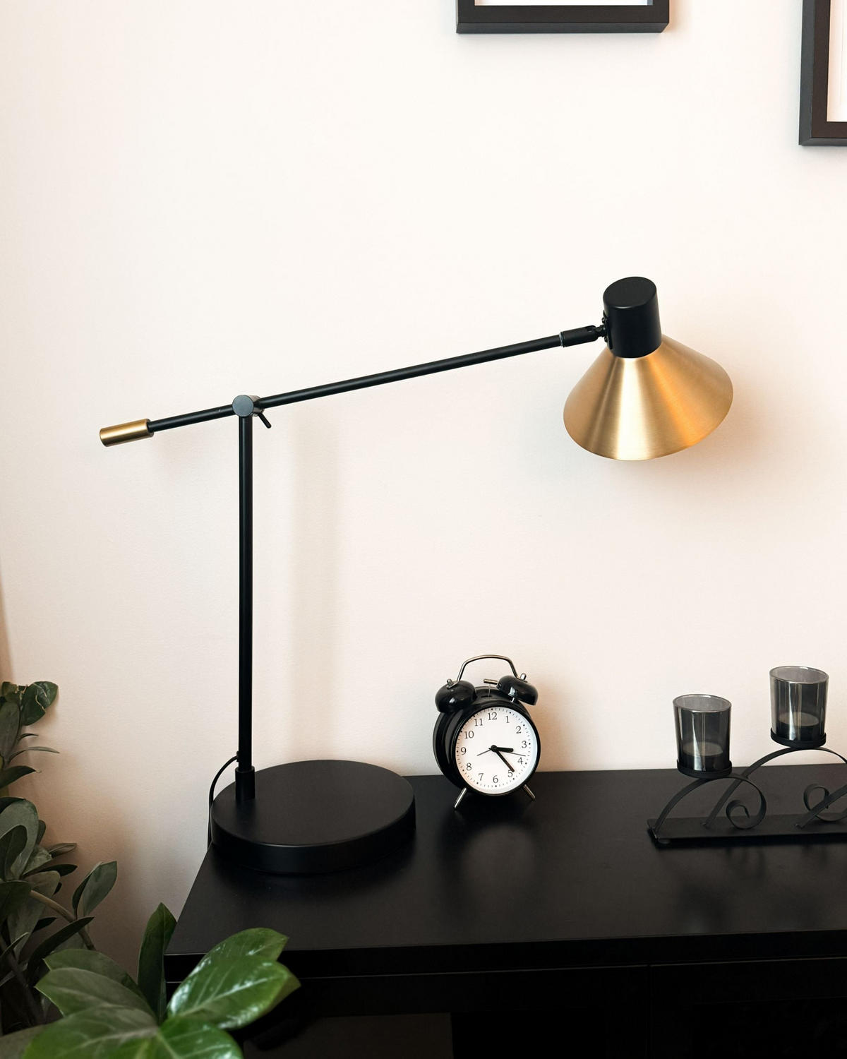 STOLNÍ LAMPA NA PSACÍ STŮL Zlatá/Černá Pinkeen - černá/zlatá, kov (62/21/63cm) - Beliani
