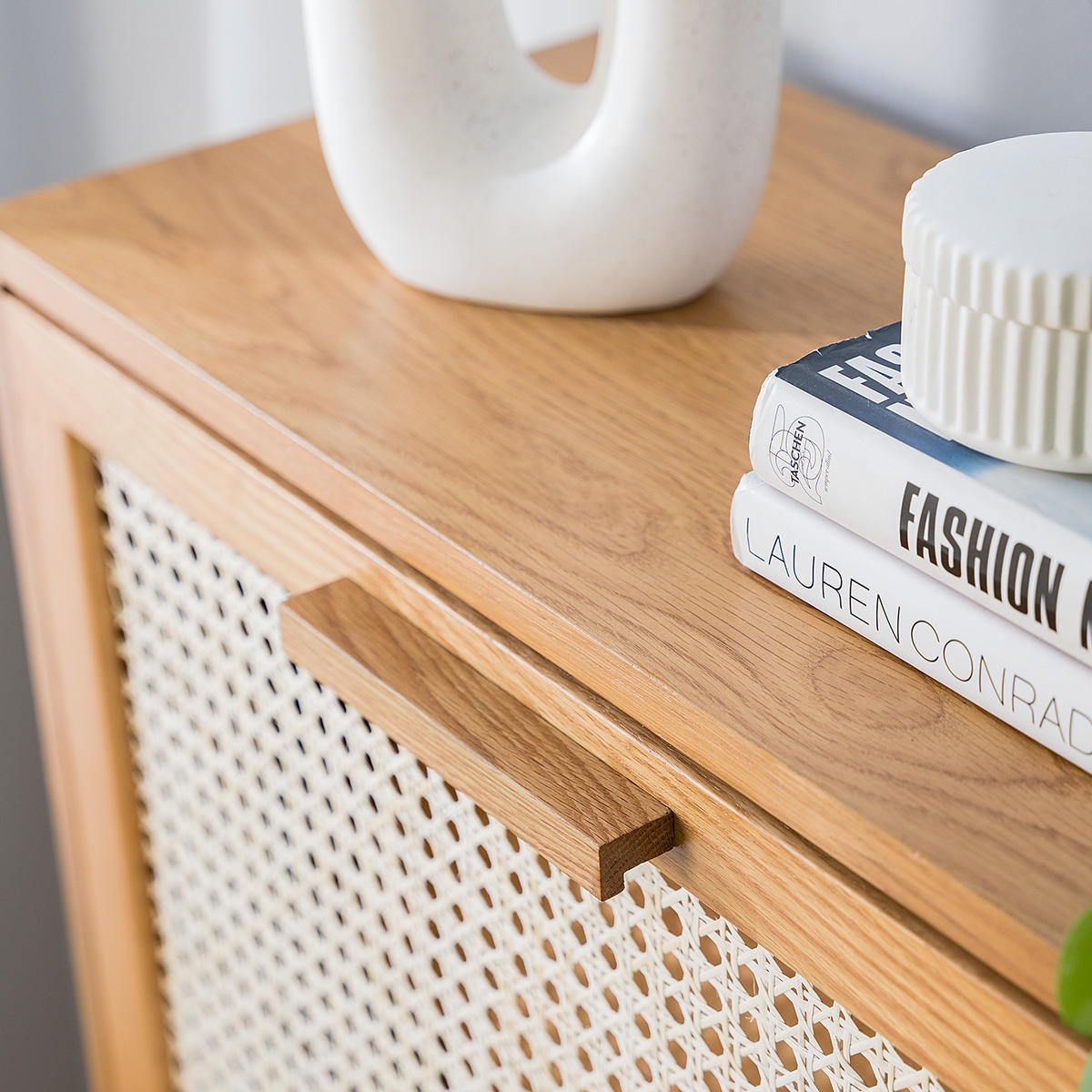 SCHUHKIPPER - Wiener Geflecht / Echtholzfurnier - Eichefarben, Naturmaterialien (65/150/30cm) - home24