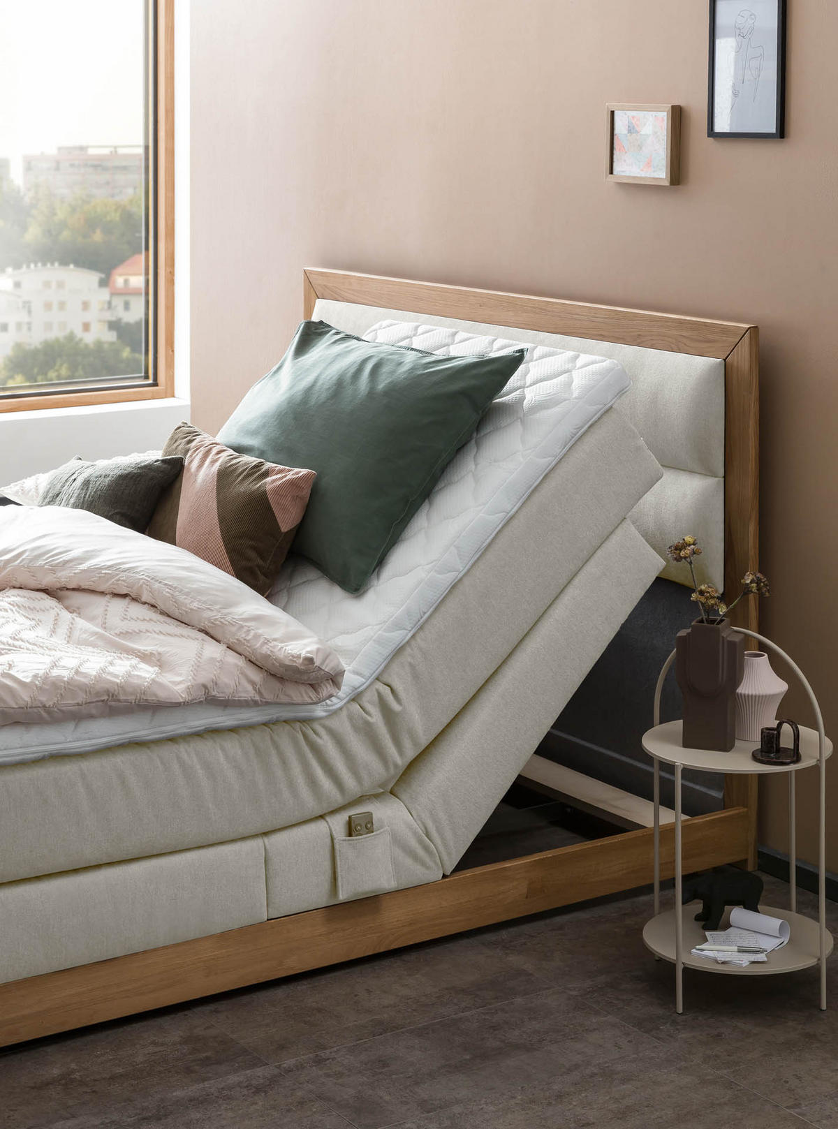 BOXSPRINGBETT ELEKTRISCH VERSTELLBAR MODELA 180x200 Beige H2 und H3 Motorbett in Eiche mit 7-Zonen Taschenfederkern Matratze inkl. Visco Topper - Beige, Textil (180/200cm) - Belanoti