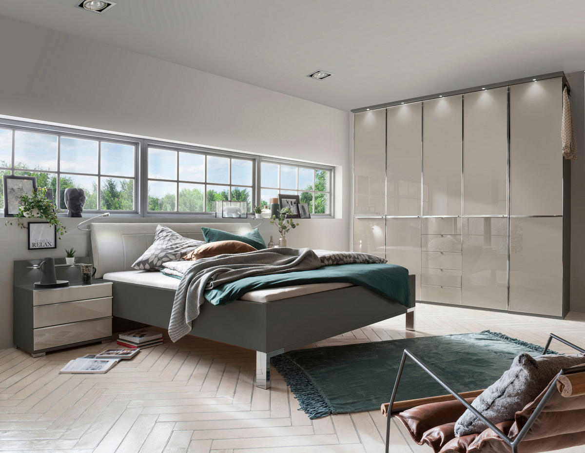 SCHLAFZIMMER Sentara in Havanna und Kieselgrau 4-teilig mit Kleiderschrank 250cm Breite inkluisve Beleuchtung, Doppelbett 180x200cm, zwei Nachttische - Braun, Holzwerkstoff (80/200/120cm)