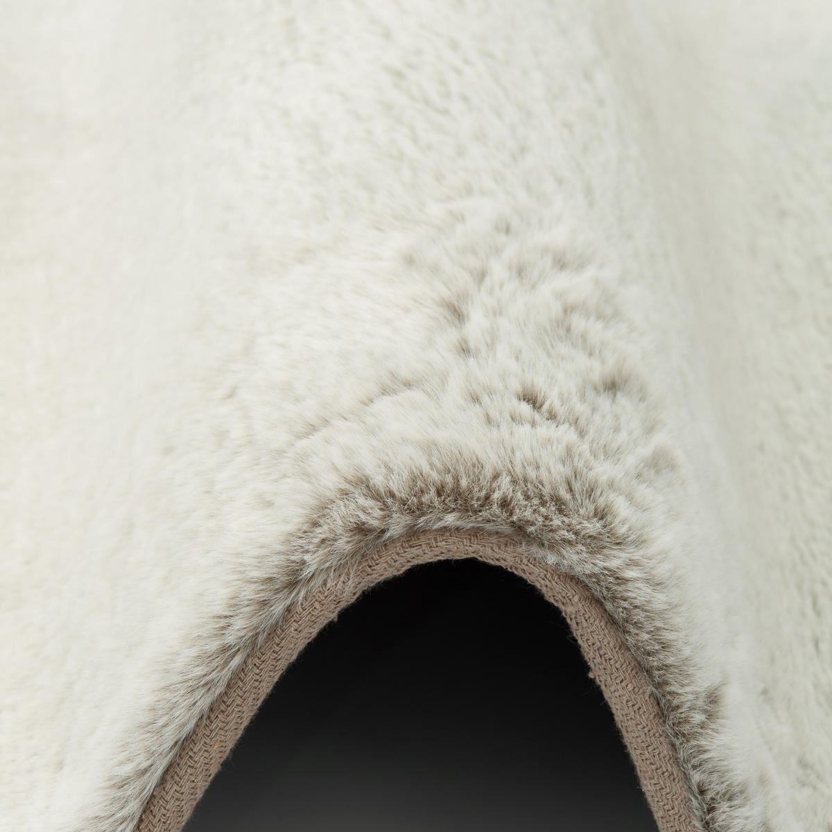 FELLTEPPICH LUXUS SUPER SOFT PLUSH - Olivgrün, Textil (60/90cm) - Pergamon