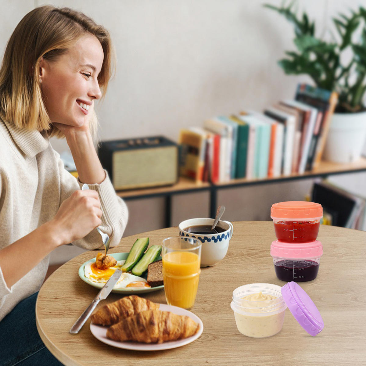 VORRATSDOSEN-SET 12 Stück Mini Saucenbehälter 50ml, PP lebensmittelecht, auslaufsicher, stapelbar, mikrowellenfest für Salatdressing & Babybrei - Transparent, Kunststoff - WoodenAura