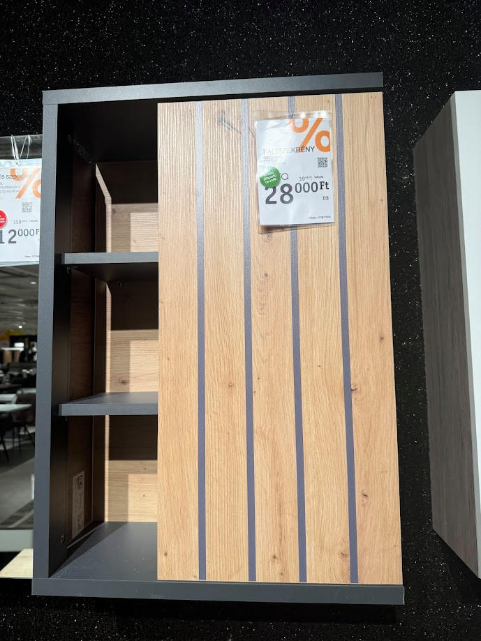 FALISZEKRÉNY NIZZA-BUDAÖRS OUTLET - Xora