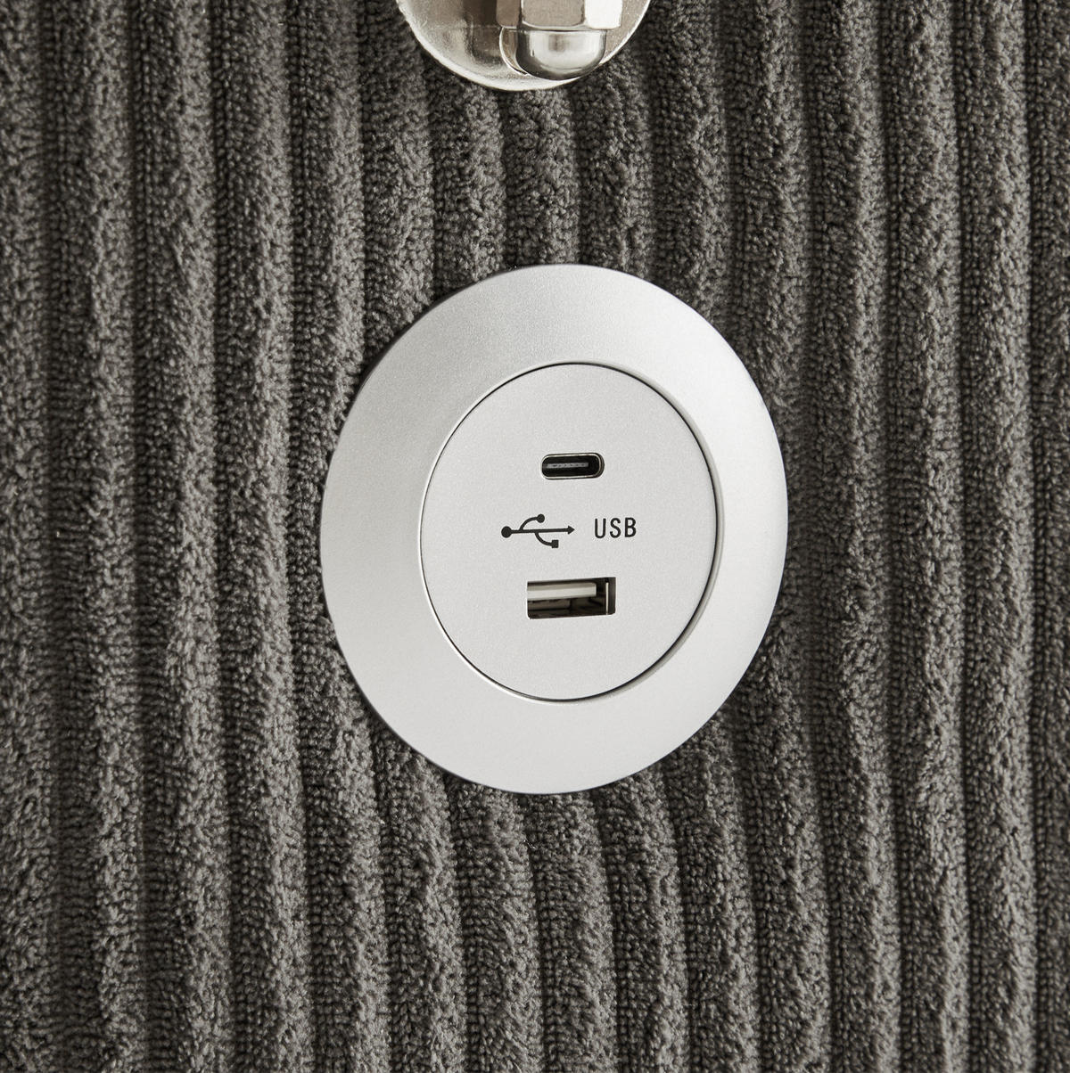 SOFA in L-Form mit Hocker USB-Ablage 213,5 x 139 cm Cord Dunkelgrau - Dunkelgrau, Textil (213.5/139cm) - IVMEU