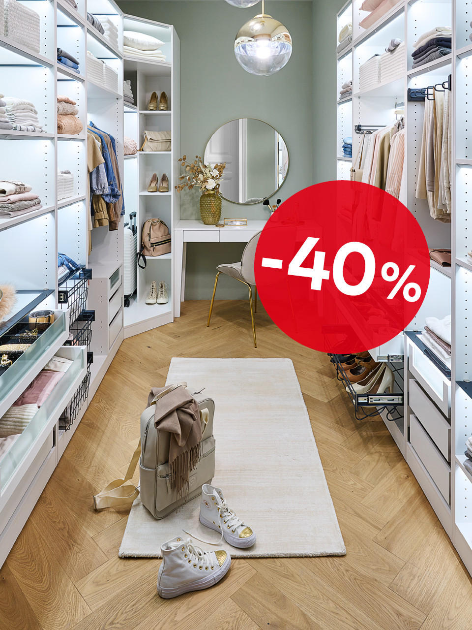 - 40 %, ilustrační fotografie skříní