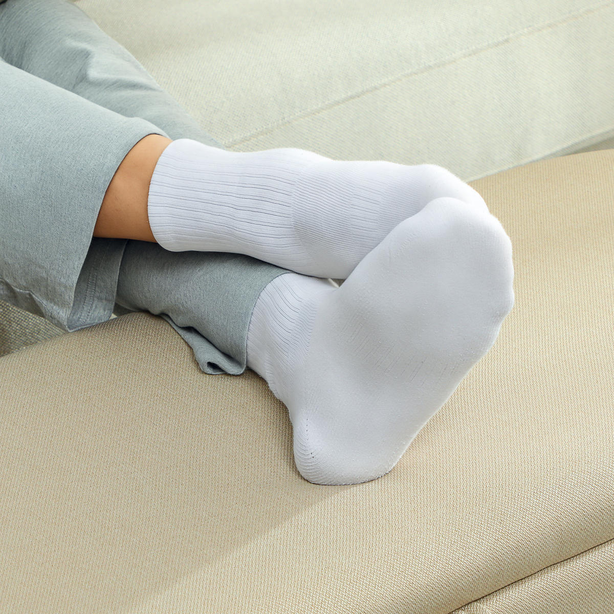 TRUHENBANK DE-16458 2-in-1 mit Stauraum und Samtbezug Beige - Beige, Textil (101/44.5/38.5cm) - ComfortXL