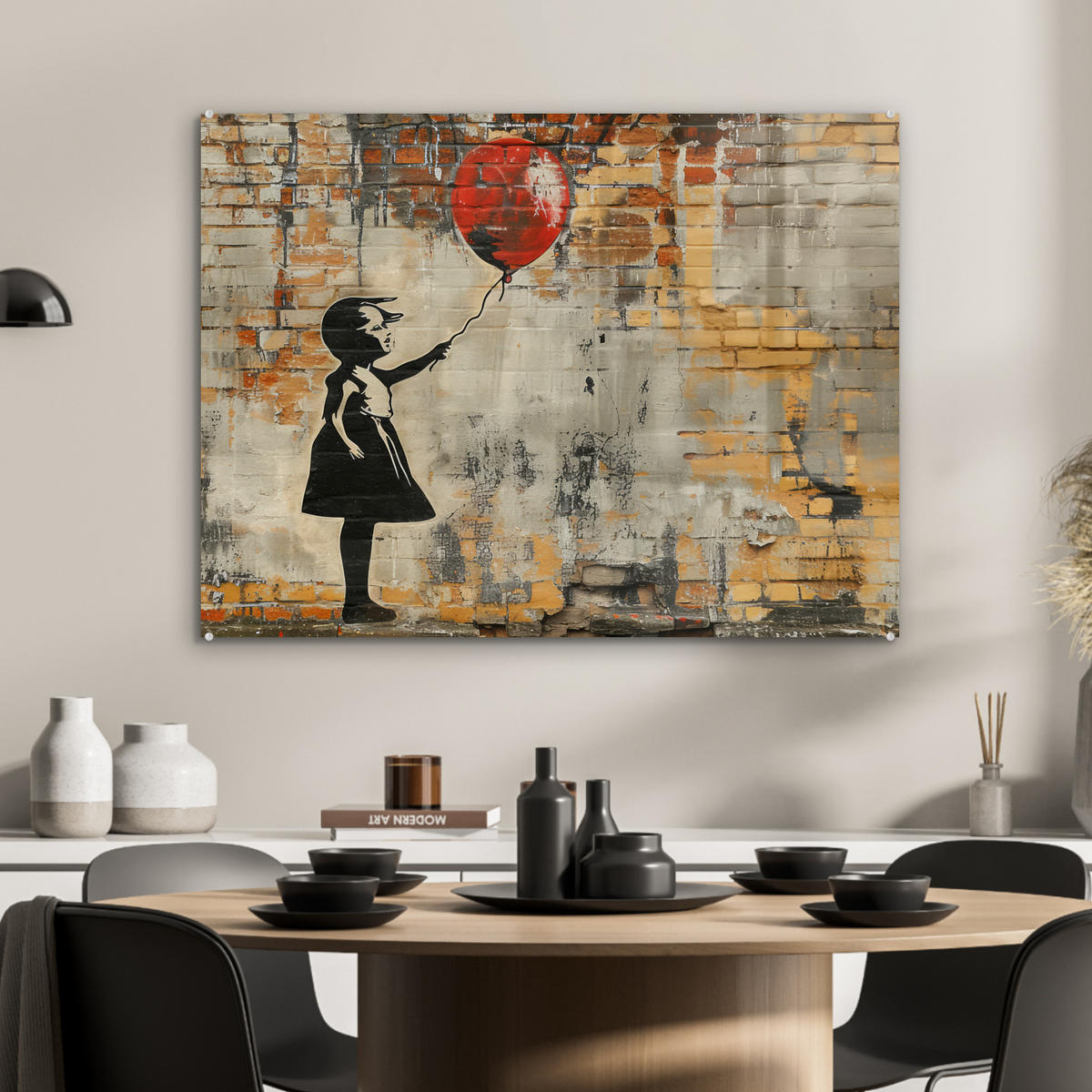 ACRYLGLASBILD Graffiti - Banksy - Mädchen - Straßenkunst 80x60 cm - Sandfarben, Glas (80/60cm) - MuchoWow