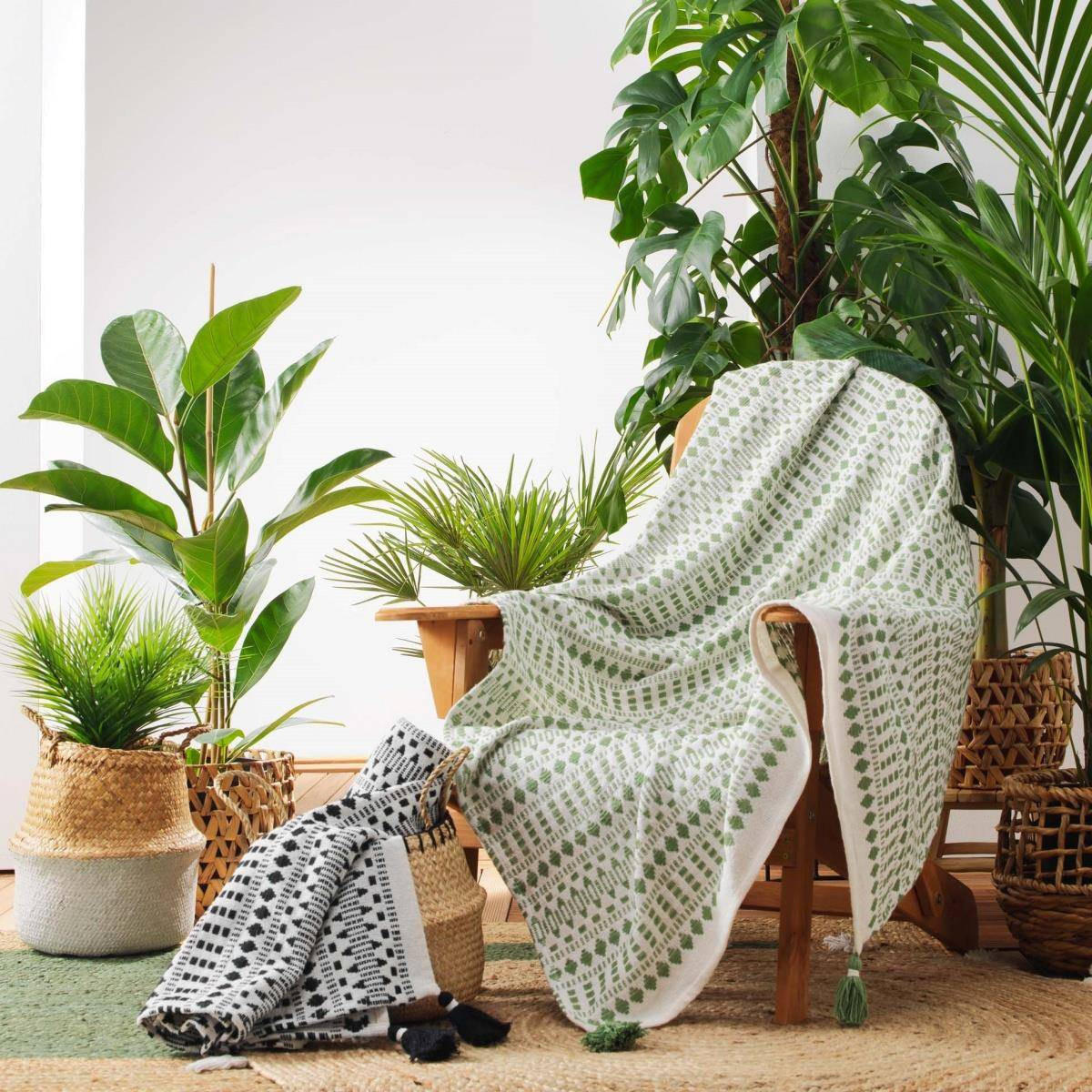 KUSCHELDECKE Tissia 125/150 cm - Grün, Naturmaterialien (125/150cm) - Douceur d´intérieur