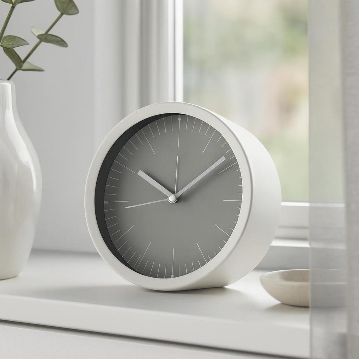 STANDUHR auf Kommode Gist 15/15/8 cm - Grau, Metall (15/8/15cm) - Home Styling Collection